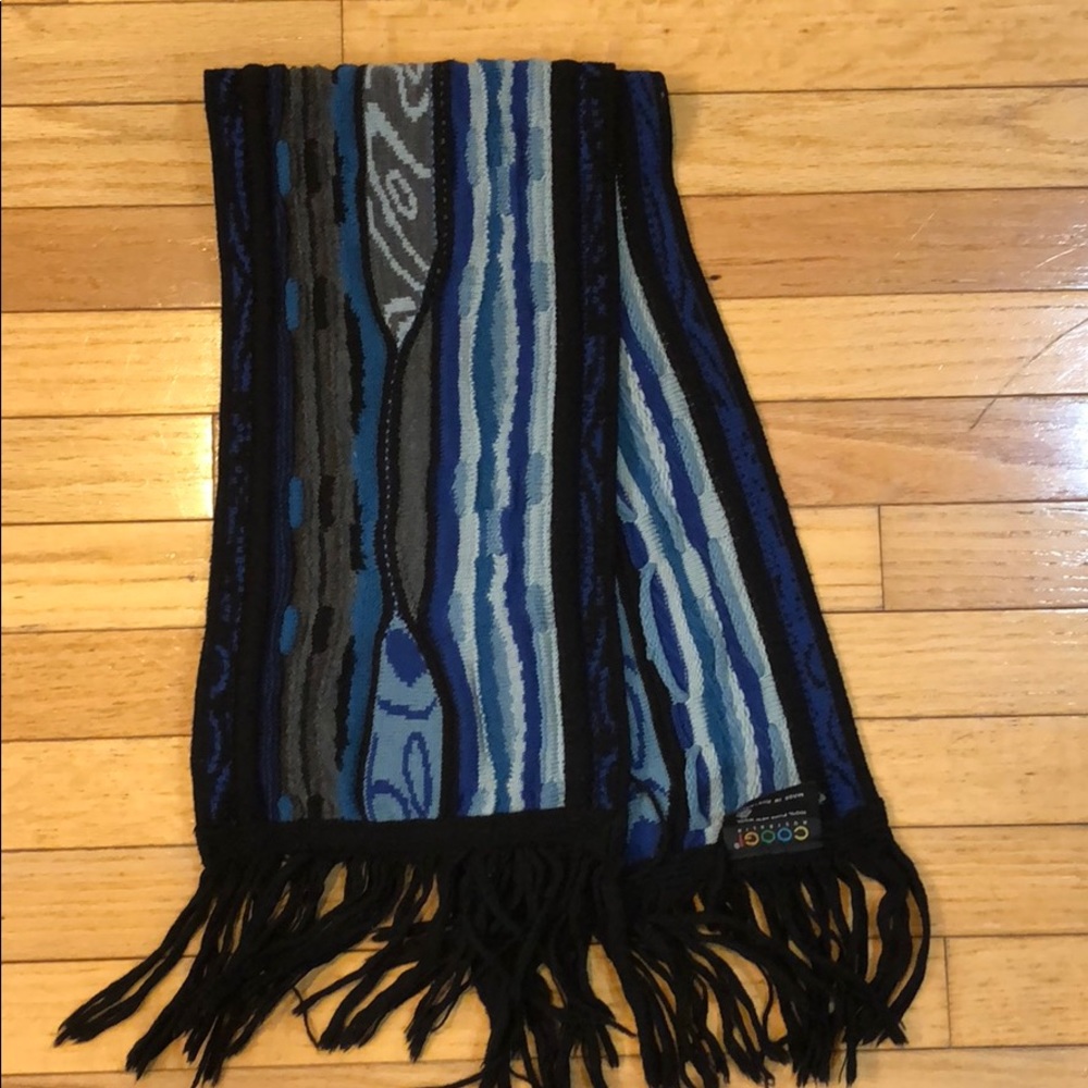 COOGI scarf